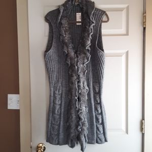 NWT Dressbarn Women's Sweater Vest w/ "fur" border